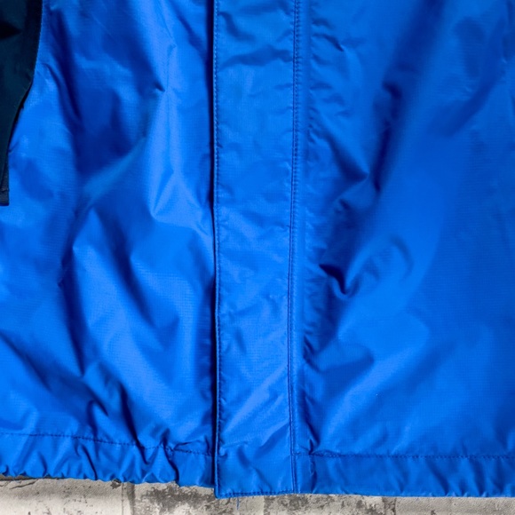 Boys Blue The North Face Waterproof Jacket - Picture 4 of 10
